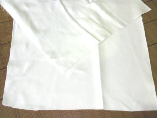 ⚫バスタオルウエス　白200枚　 ●中厚●AB級品● ○圧縮梱包○ ⚫バスタオルウエス 白200枚 ○中厚○AB級品○ ○圧縮梱包